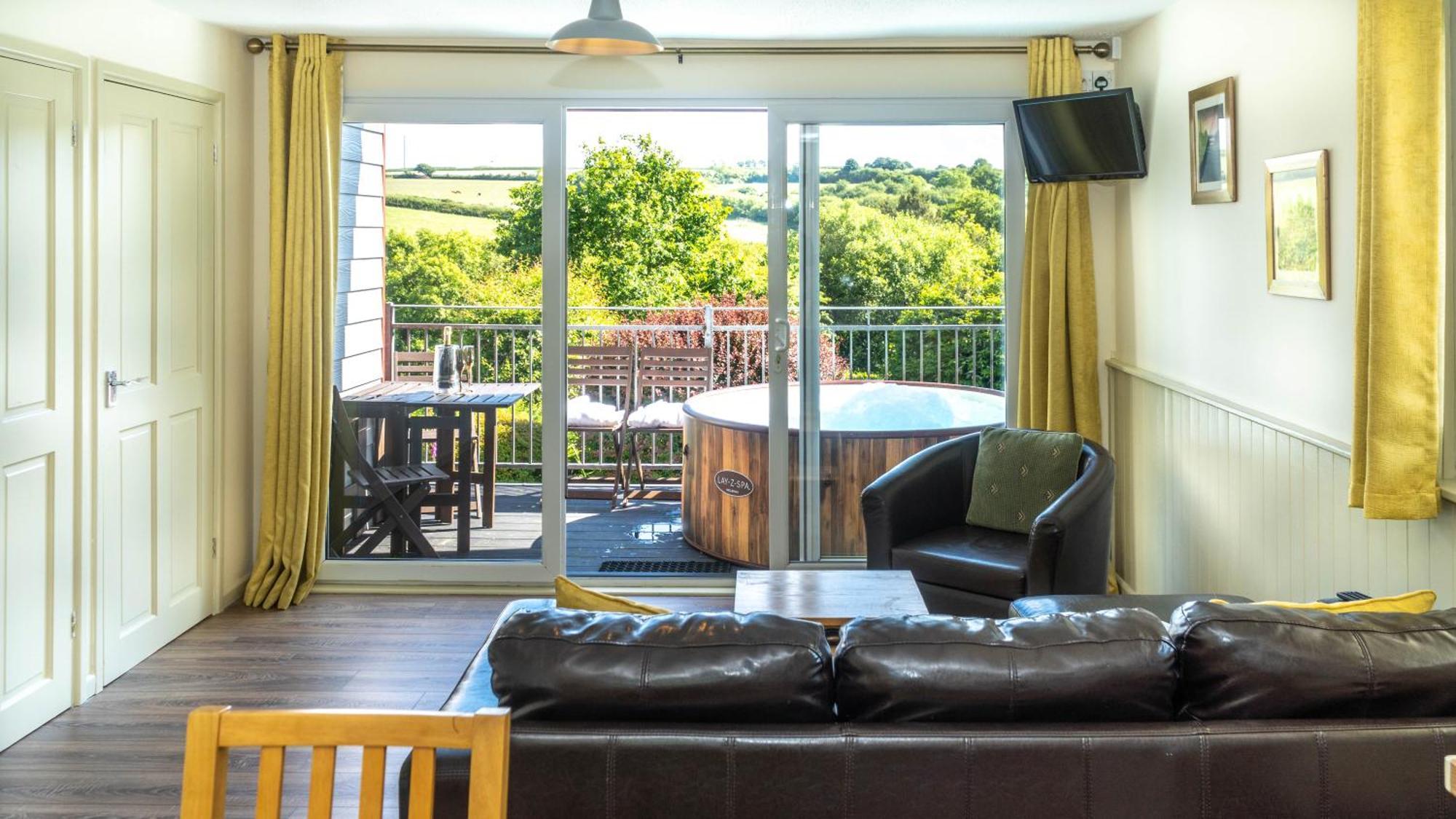 Ta Mill Cottages & Lodges - Meadowview Chalet 1 Launceston Extérieur photo